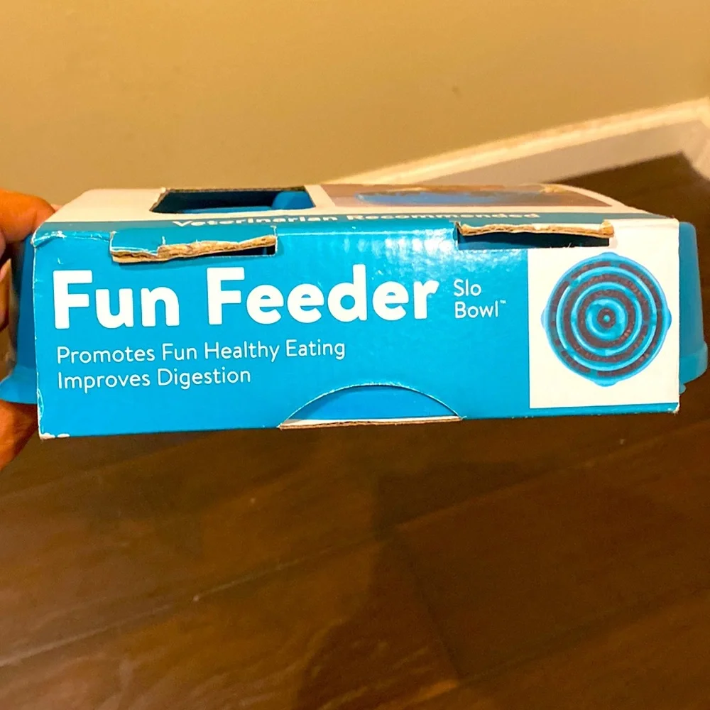 Outward Hound Vet Recommended Dog Fun Feeder Slo Bowl Dish NIP Improve Digestion